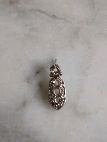 Assorted 14kt white gold - assorted,